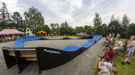 Compuesto pumptrack