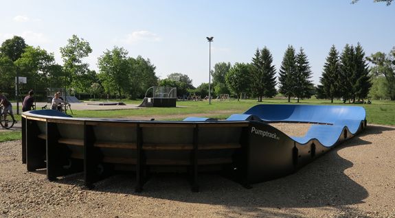 Compuesto pumptrack